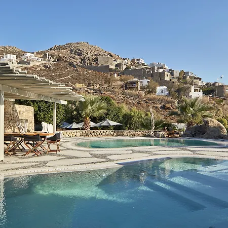 Myconian Imperial - Leading Of The World Feriested Elia (Mykonos)